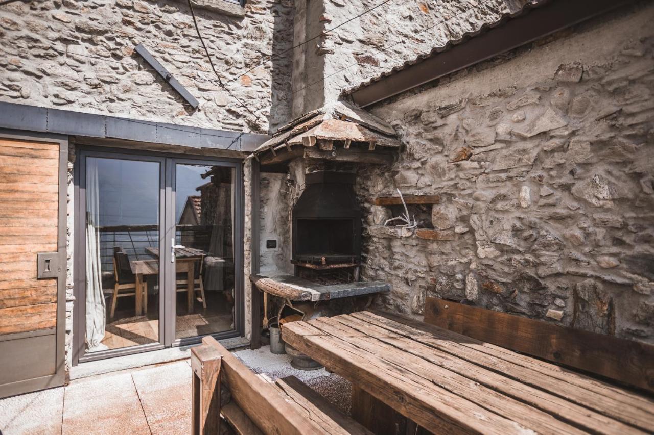 Appartamenti Montemezzo Le Case In Pietra Vista Lago Джера-Ларіо Екстер'єр фото