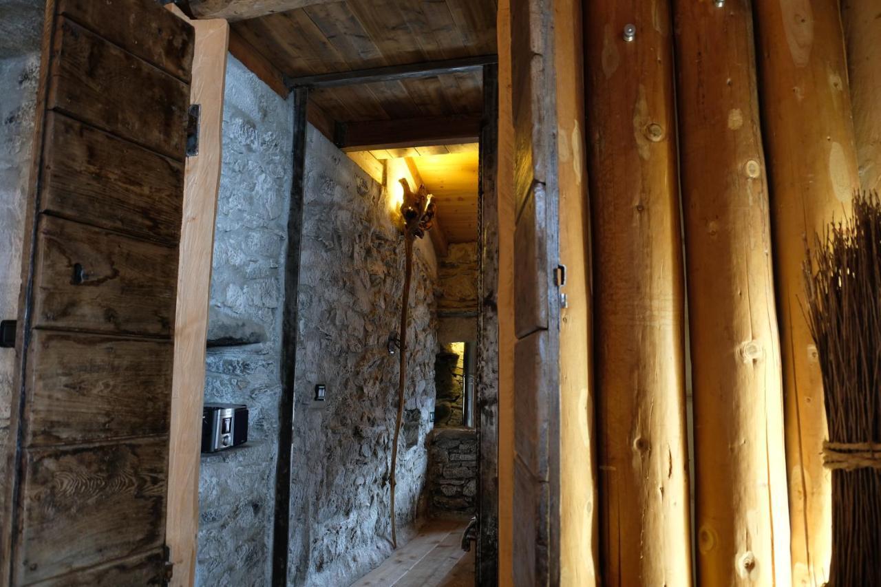Appartamenti Montemezzo Le Case In Pietra Vista Lago Джера-Ларіо Екстер'єр фото